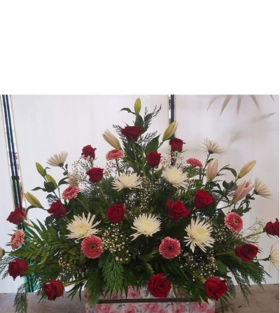 centro funeral rosas rojas